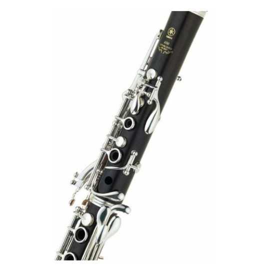 Clarinete Yamaha Sib YCL-650E 18 Llaves Plateadas