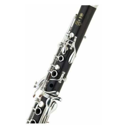 CLARINETE YAMAHA YCL-650E 18 LLAVES PLATEADAS