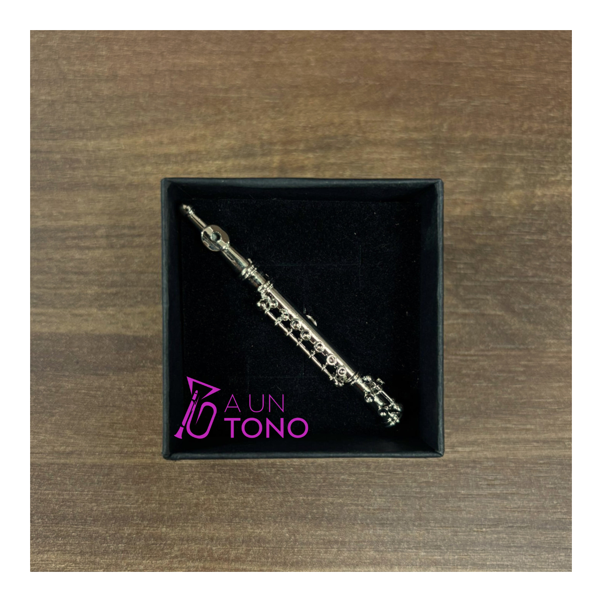 Silver 3D flute pin