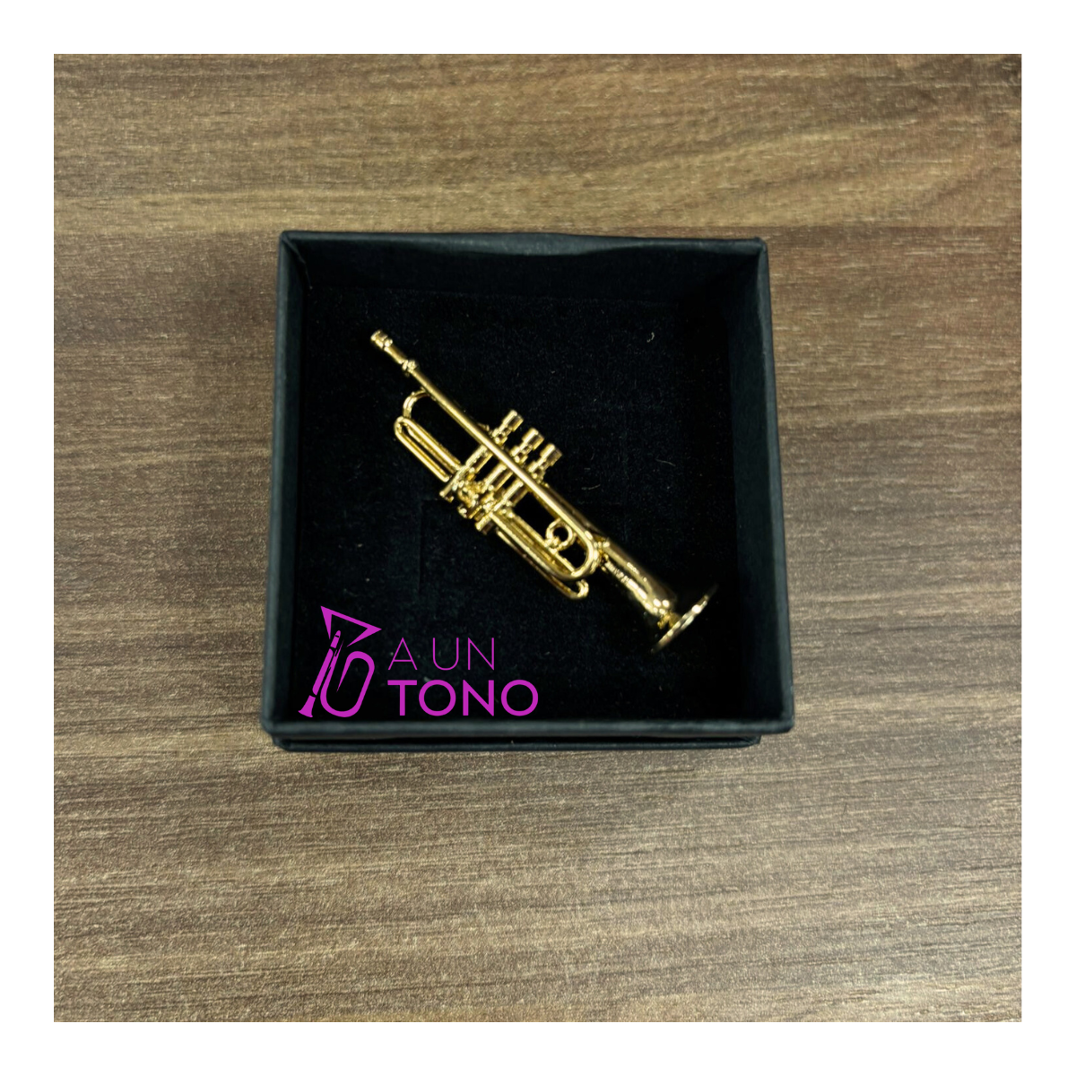 Gold 3D trumpet pin