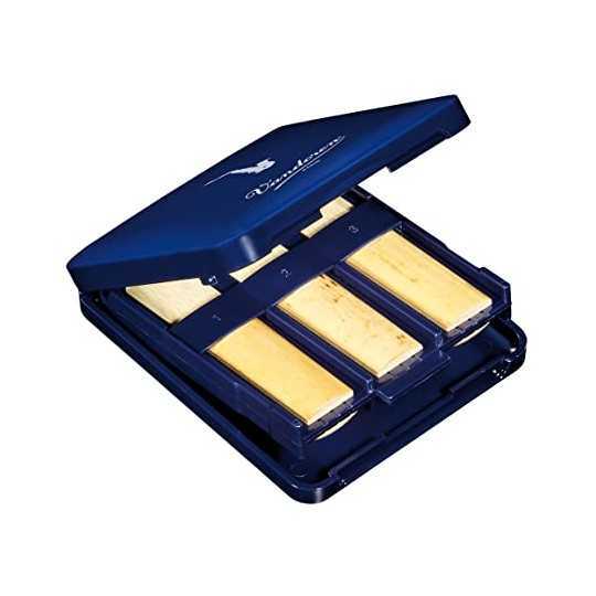 Alto saxophone reed case for 6 reeds Vandoren